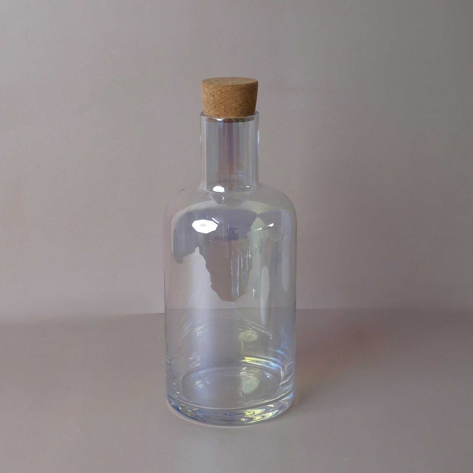 جاك زجاجي بغطاء خشبي لتقديم الماء والعصير  – سعة ١٫٧ لتر – ألوان متعددة