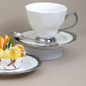 طقم فناجين شاي وحليب بون تشاينا