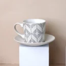 طقم تقديم أربان غرافيك للشاي واللاتيه – 12 قطعة بنقوش عصرية