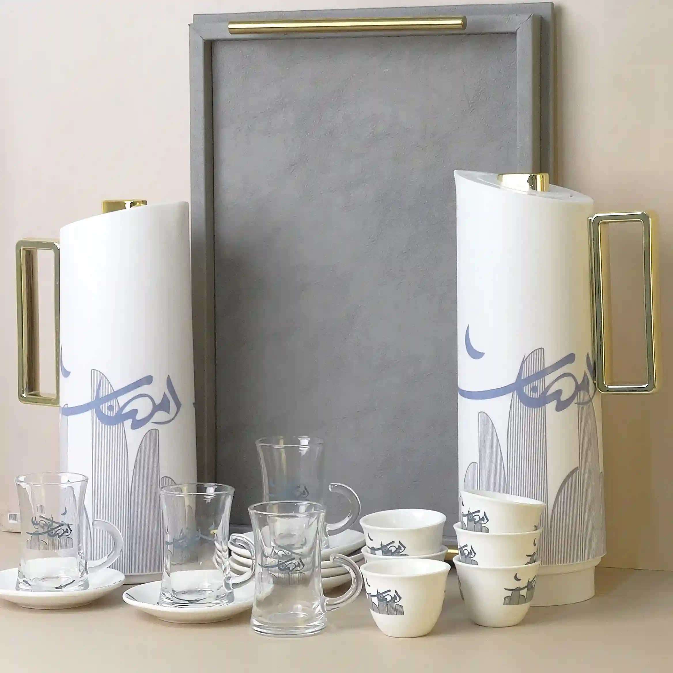 طقم ضيافة رمضان أبيض رمادي 21 قطعة – تفاصيل ذهبية (5)