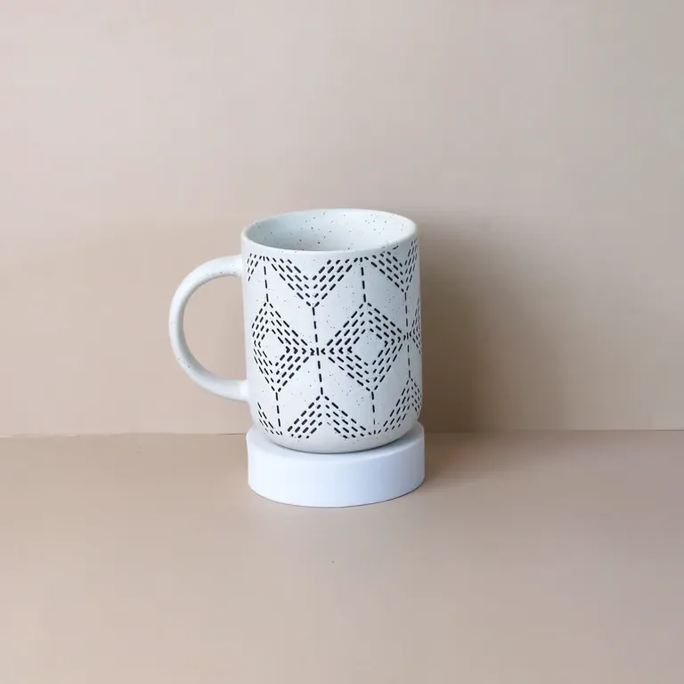 كوب خزف بنمط كلاسيكي أبيض×أسود سعة 400 مل